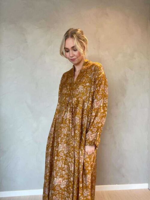 Wauw kjole - Queen dress silk unik - Bilde 3