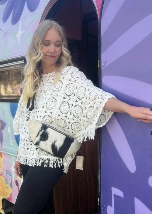 RE:DESIGNED bumbag - Jia black and white