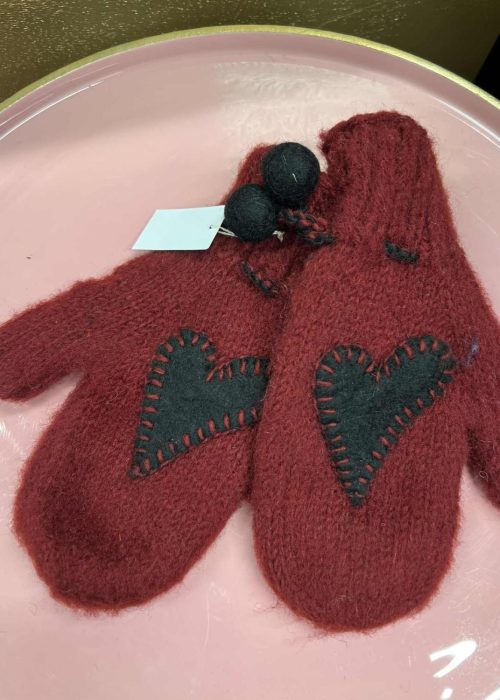 Lovely Planet ullvotter med hjerte - burgunder med sort